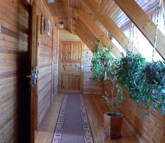 Kivi Turismitalu Vardi