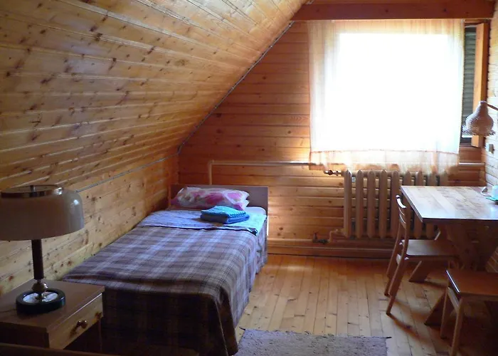 Guest house Kivi Turismitalu 3*